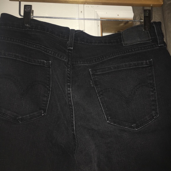 VINTAGE BLACK LEVI’S - Picture 4 of 4